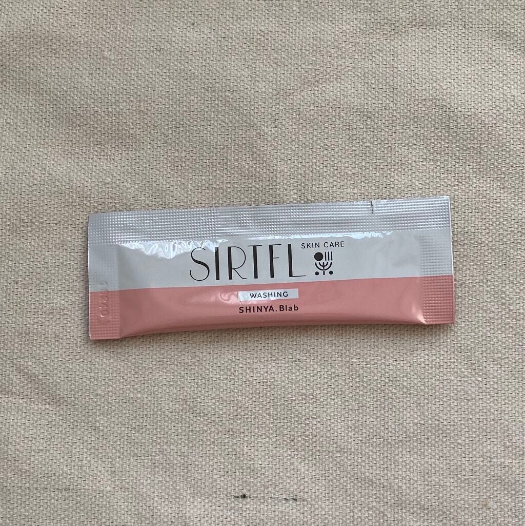 ブライト酵素洗顔パウダー/SIRTFL/洗顔パウダーを使ったクチコミ(3枚目)