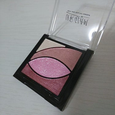 UR GLAM　VELVET EYE COLOR PALETTE/U R GLAM/アイシャドウパレットを使ったクチコミ（2枚目）