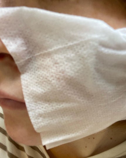 ビオレメイクの上からうるピタ肌持続シート/ビオレ/フェイスシートを使ったクチコミ(4枚目)