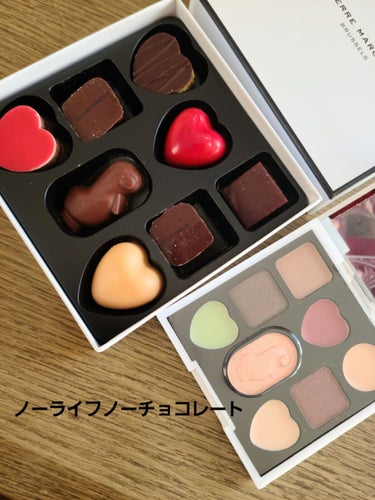 宝島社 PIERRE MARCOLINI COSME BOOKのクチコミ「😊😊😊💐マルチに使える❗チョコ好きにはたまらん!
～～チョコまでもうまい😋～～

山ほどあるで.....」（1枚目）