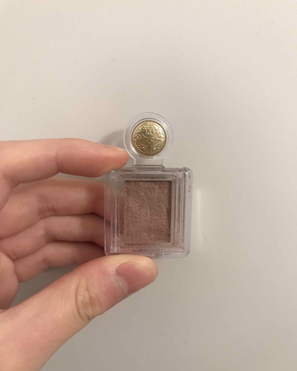 シャドーカスタマイズ/MAJOLICA MAJORCA/単色アイシャドウを使ったクチコミ（1枚目）