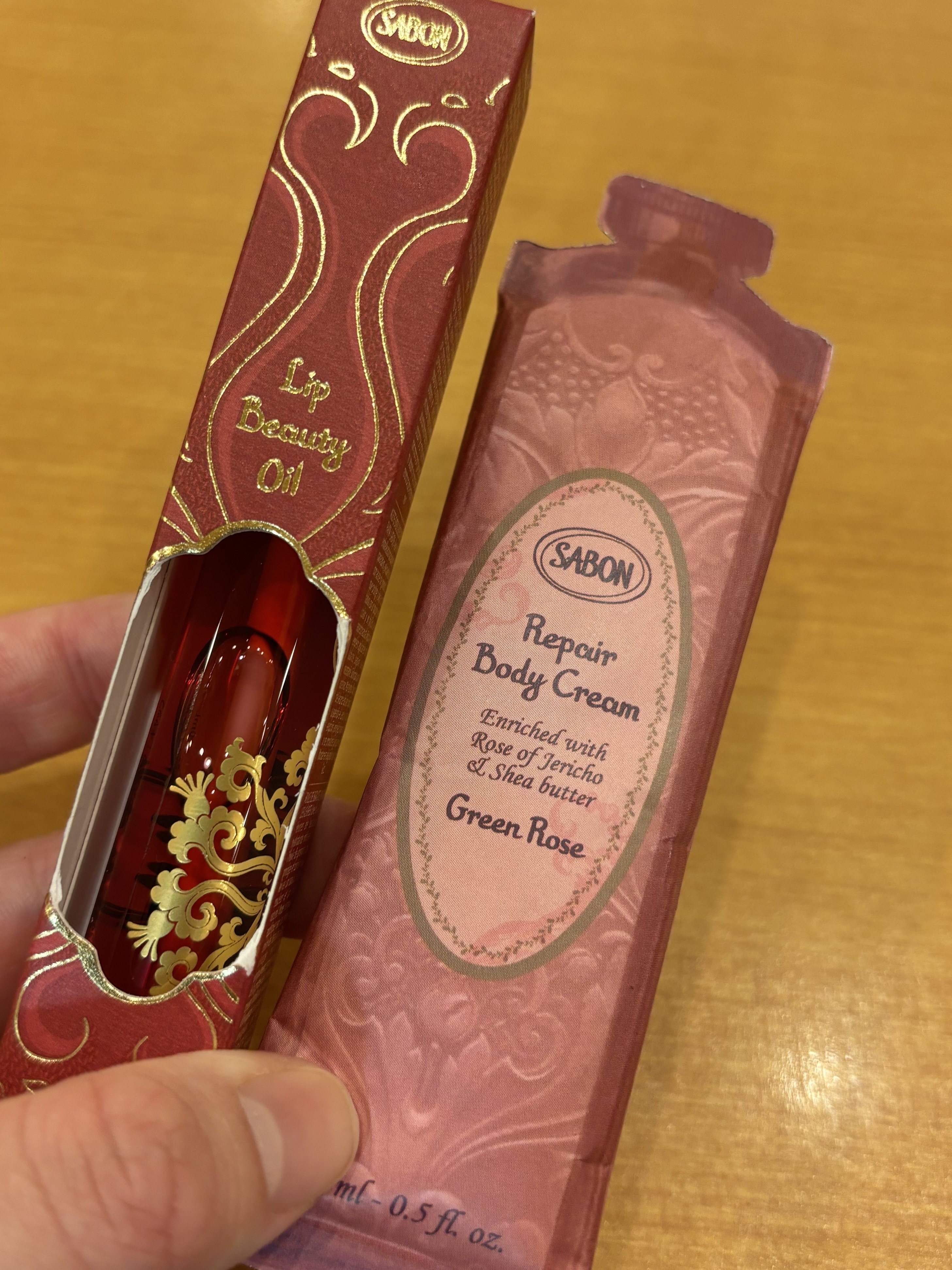 リップビューティーオイル/SABON/リップグロスを使ったクチコミ（1枚目）