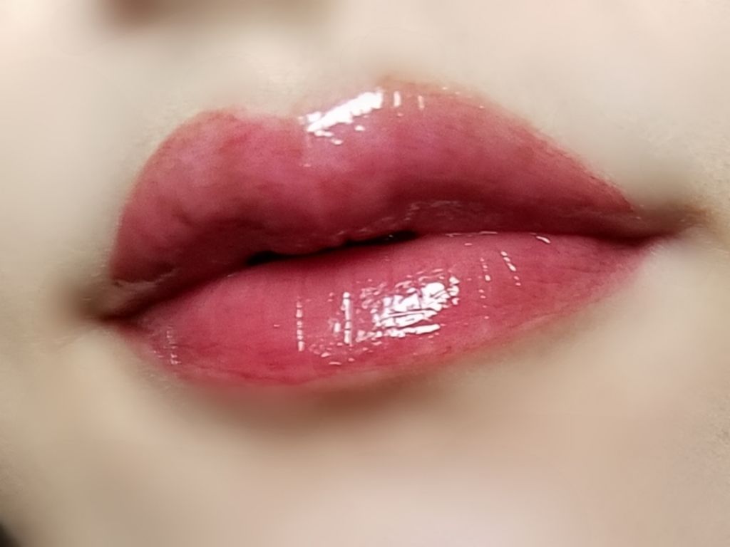 ルージュ ピュールクチュール ヴェルニ ウォーターステイン/YVES SAINT LAURENT BEAUTE/口紅を使ったクチコミ(3枚目)