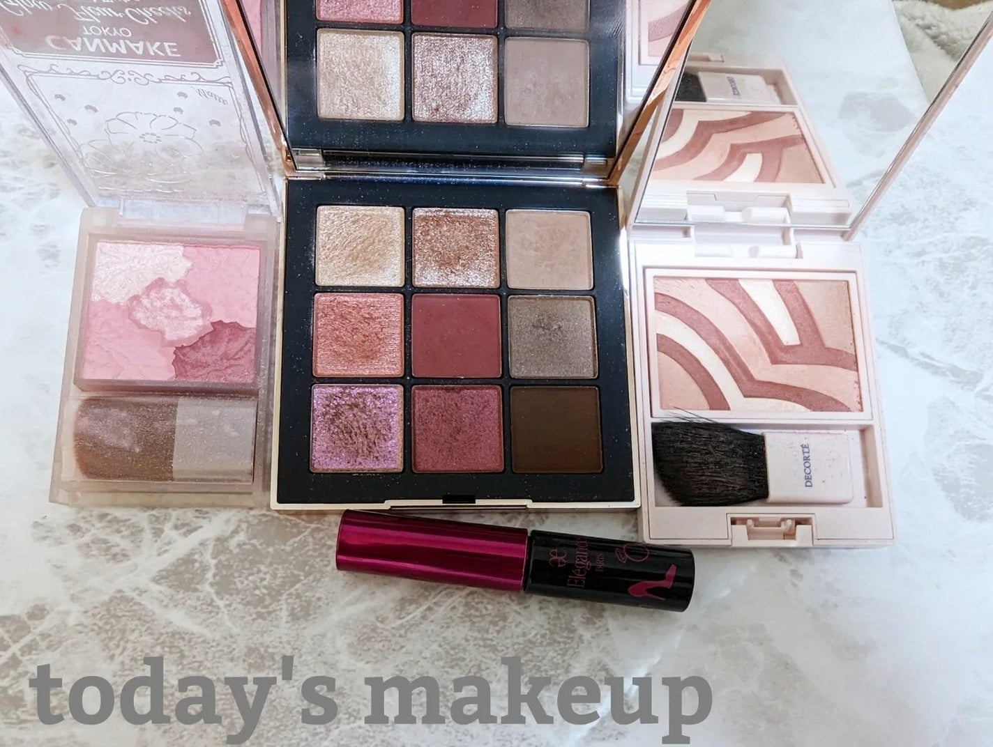 メイクアップ コレクション 2021 /DECORTÉ/メイクアップキットを使ったクチコミ(1枚目)