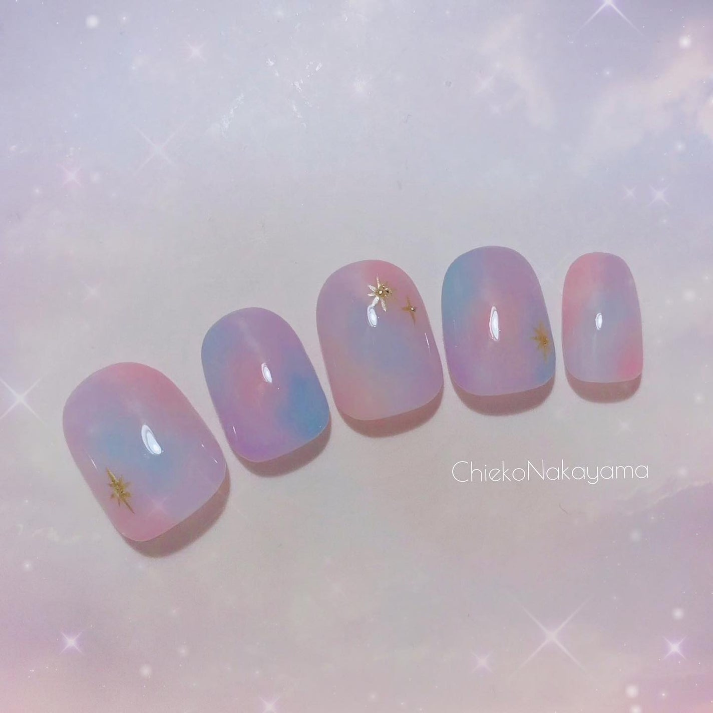 なかやまちえこ on LIPS 「ふわふわネイル✨⠀⠀1日1ネイル製作365日チャレンジ中!⠀8..」(1枚目)