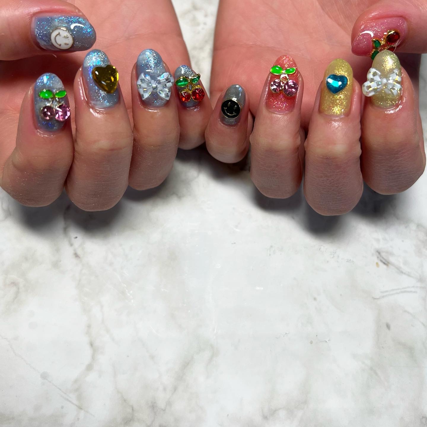 #派手ネイル,#個性的ネイル,#個性派ネイル,#ネイル,#ニュアンスネイル,#スカルプネイル,#ジェルネイル,#ママネイル,#ギャルネイル,#大人ネイル,#派手ネイル,#ネイル,#城陽ネイル,#京都ネイル,#大阪ネイル,#奈良ネイル,#鮮やか夏ネイルのネイルデザイン