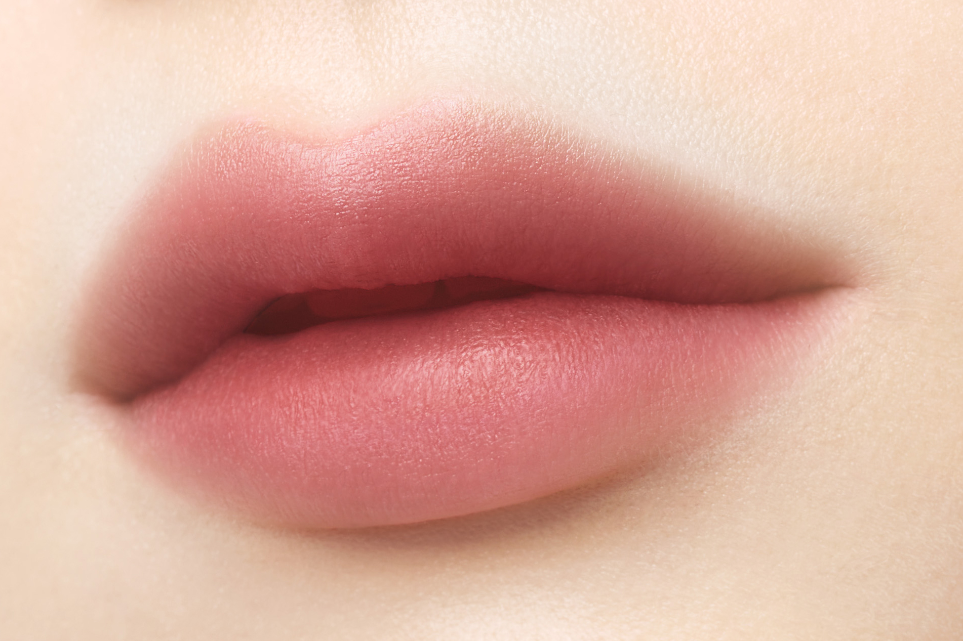 オペラ シアーマットリップスティック 07 ロージーピンク