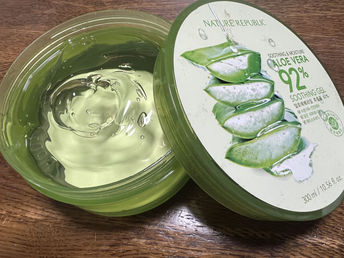 マイルド＆モイスチャーアロエジェル/ネイチャーリパブリック/ボディローションを使ったクチコミ（1枚目）