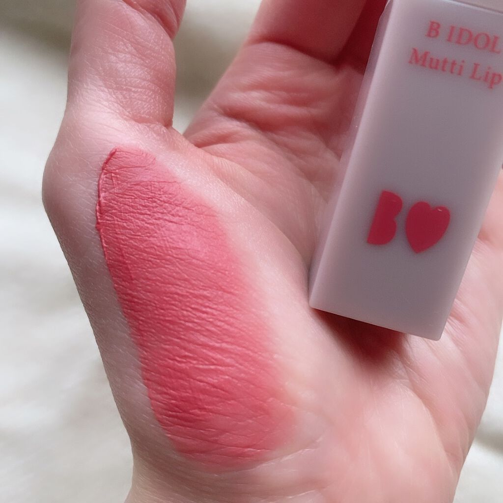 b idol むっちリップのクチコミ「【むっちリップに春感満載の新色登場💘かわいすぎるBIDOLの新色♡】

BIDOL 
むっちリ.....」（2枚目）