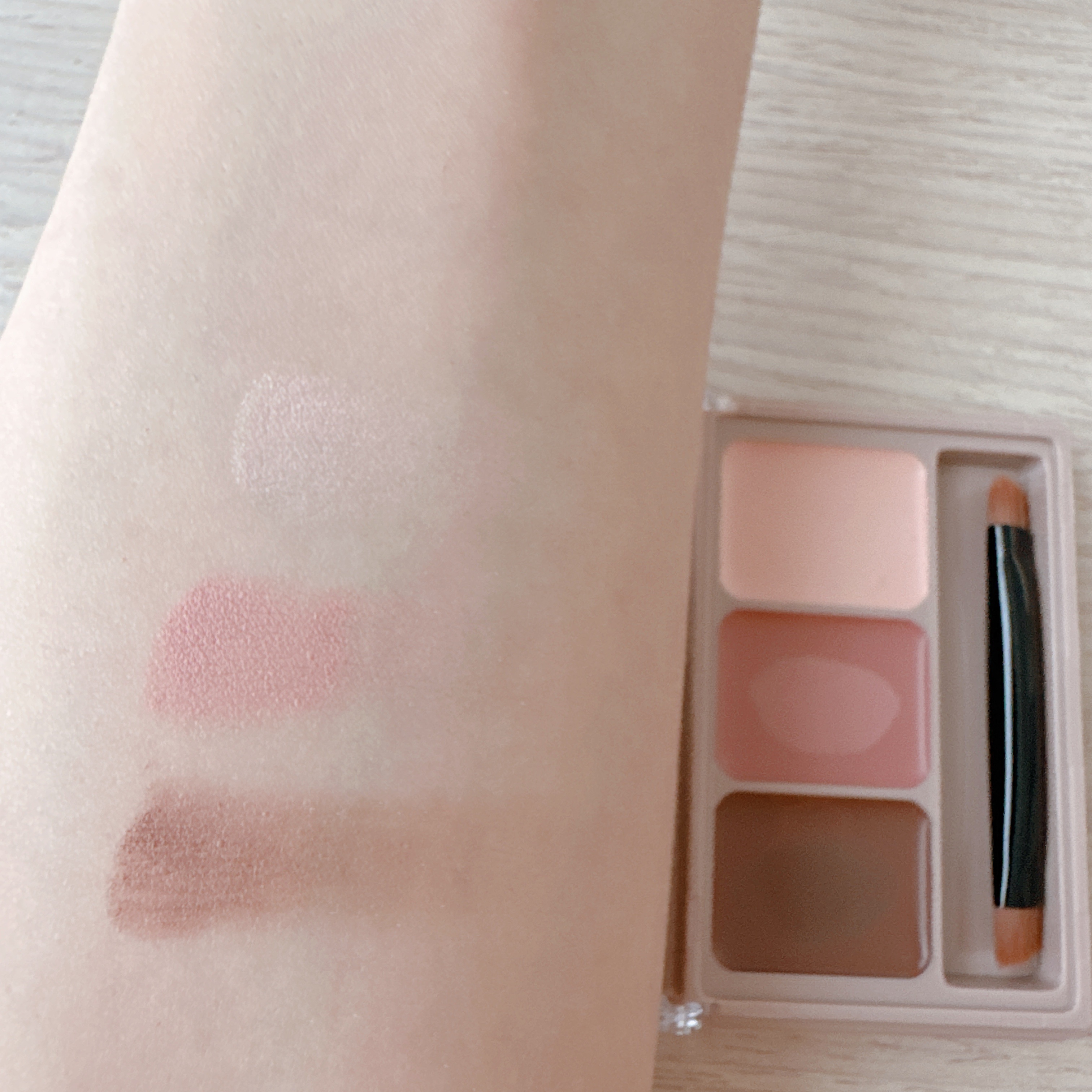 3Dアイブロウワックス 02 ピンクブラウン/スウィーツ スウィーツ/パウダーアイブロウを使ったクチコミ（2枚目）