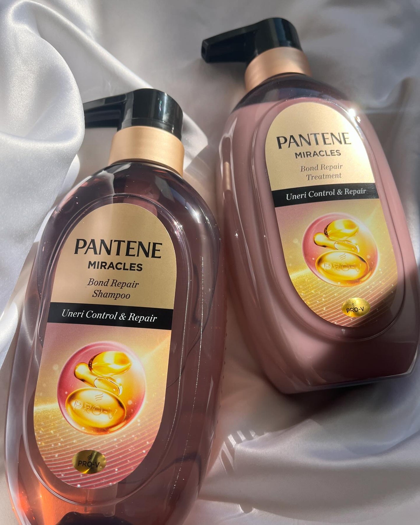 ミラクルズ うねりコントロール&リペア ボンドリペア シャンプー/トリートメント/パンテーン/市販シャンプーを使ったクチコミ(1枚目)