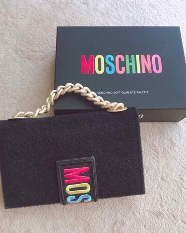 TONYMOLY MOSCHINO×TONYMOLY ソフトグラムアイパレットのクチコミ「
モスキーノ×トリーモニー   ソフトグラム
01 ラブシナリオ


コリアンタウンで購入🙌
.....」（2枚目）