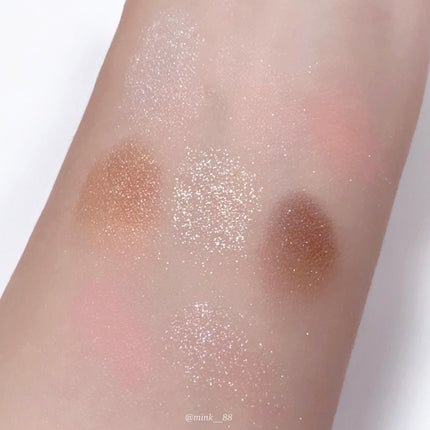 みんく on LIPS 「Qoo10で日本先行発売中/espoirシャンデリアエディショ..」(4枚目)