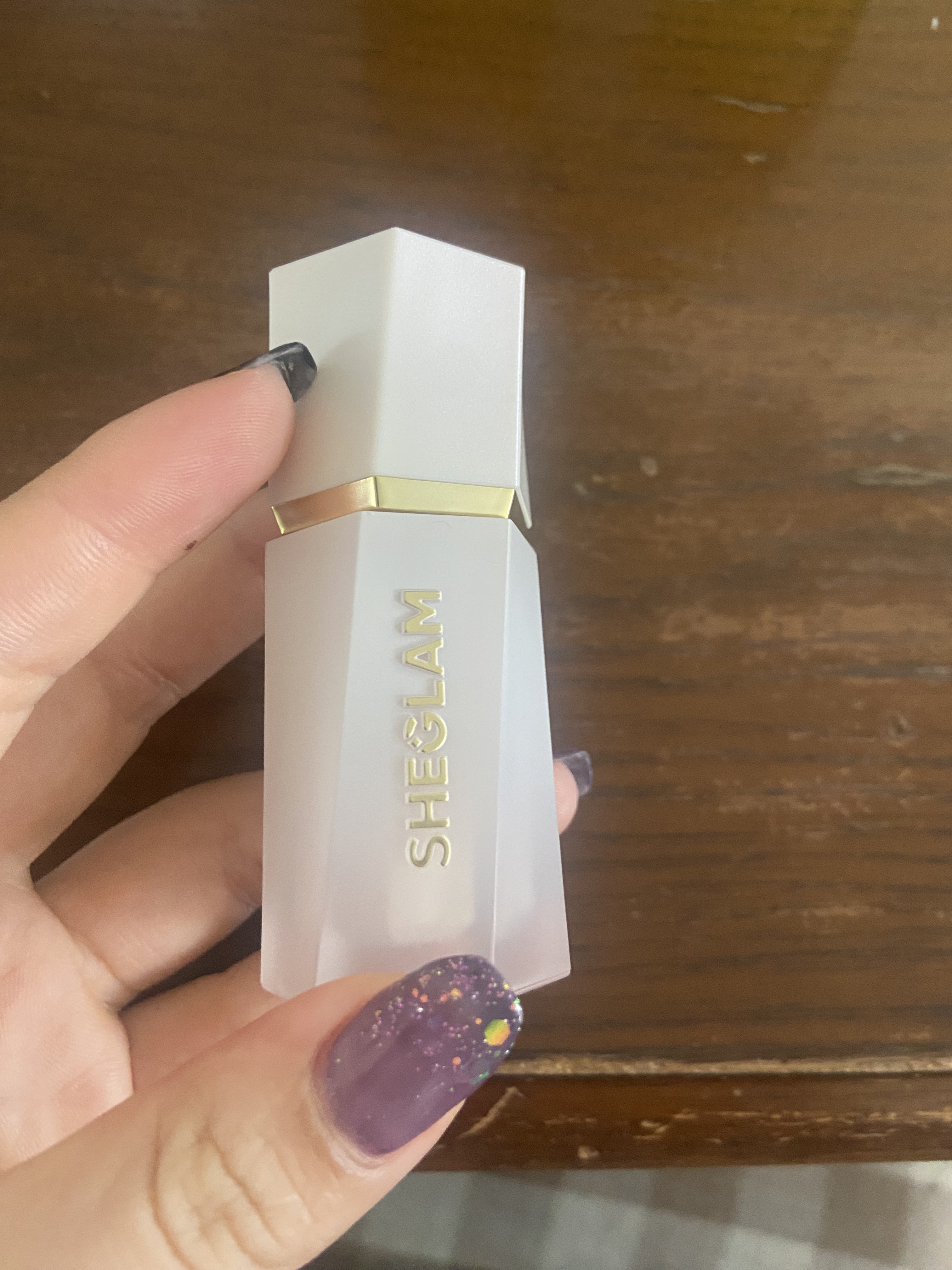 グロウブルーム リキッドハイライター バニラフロスト(Vanilla Frost)/SHEGLAM/リキッドハイライトを使ったクチコミ（1枚目）