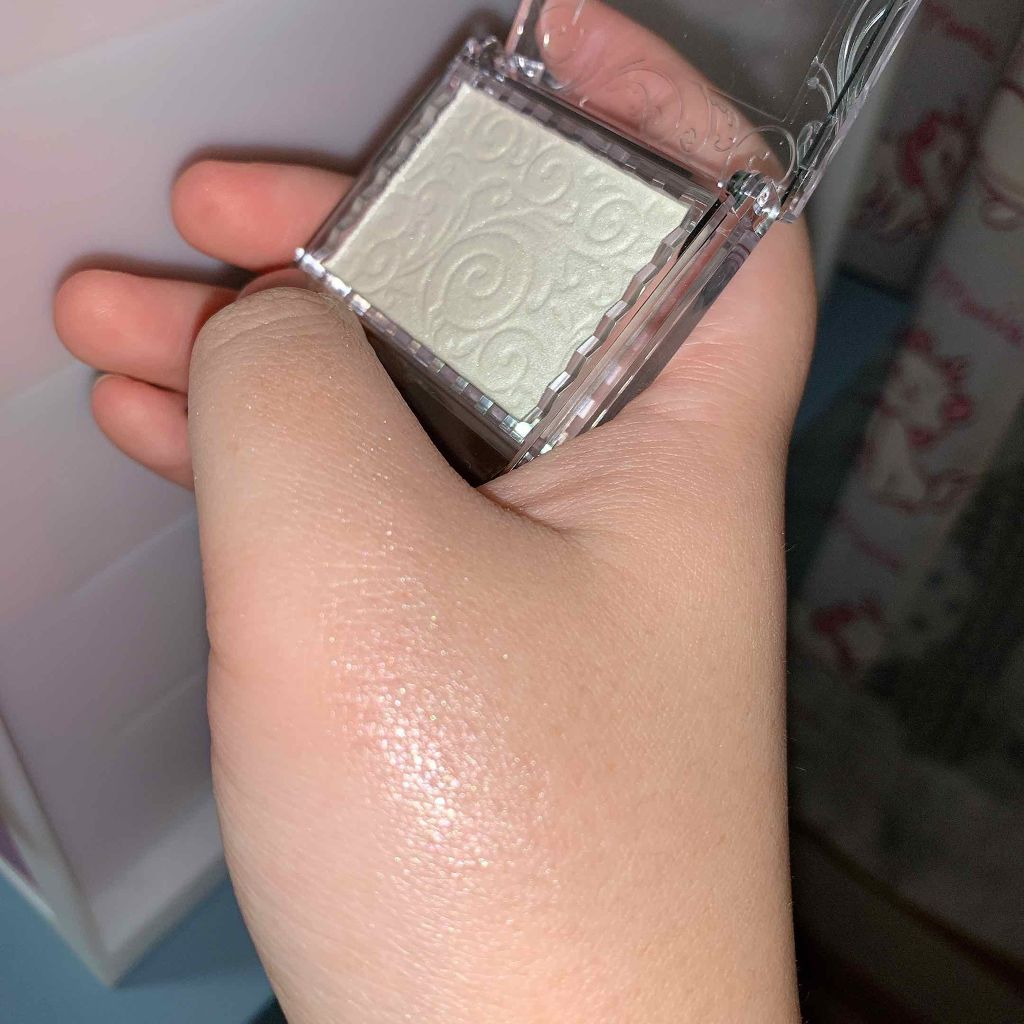 パールグロウハイライト/CEZANNE/パウダーハイライトを使ったクチコミ(2枚目)