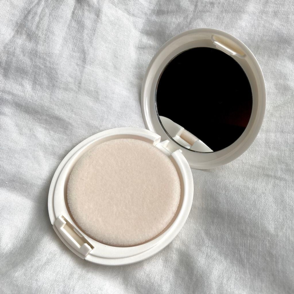 アクメディカ 薬用 フェイスパウダー クリア N/ナリスアップ/プレストパウダーを使ったクチコミ(2枚目)