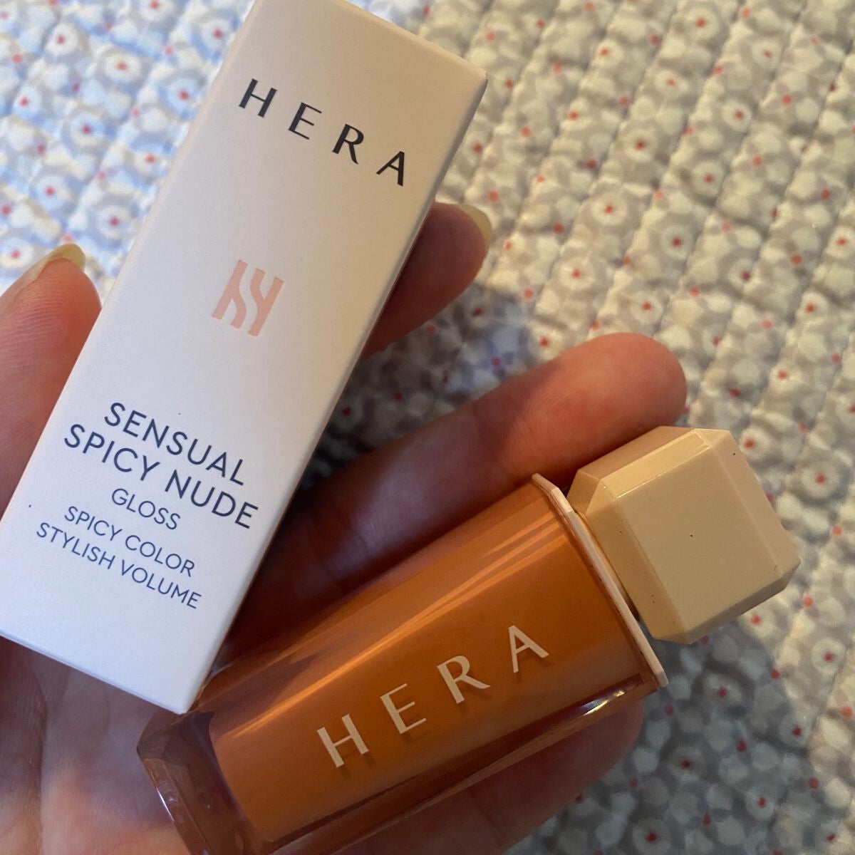 センシュアルスパイシーヌードグロス/HERA/リップグロスを使ったクチコミ(2枚目)