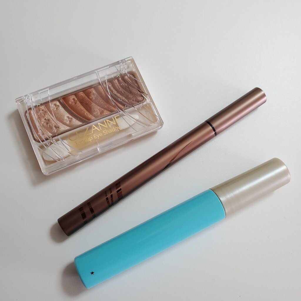 トーンアップアイシャドウ/CEZANNE/アイシャドウパレットを使ったクチコミ(2枚目)