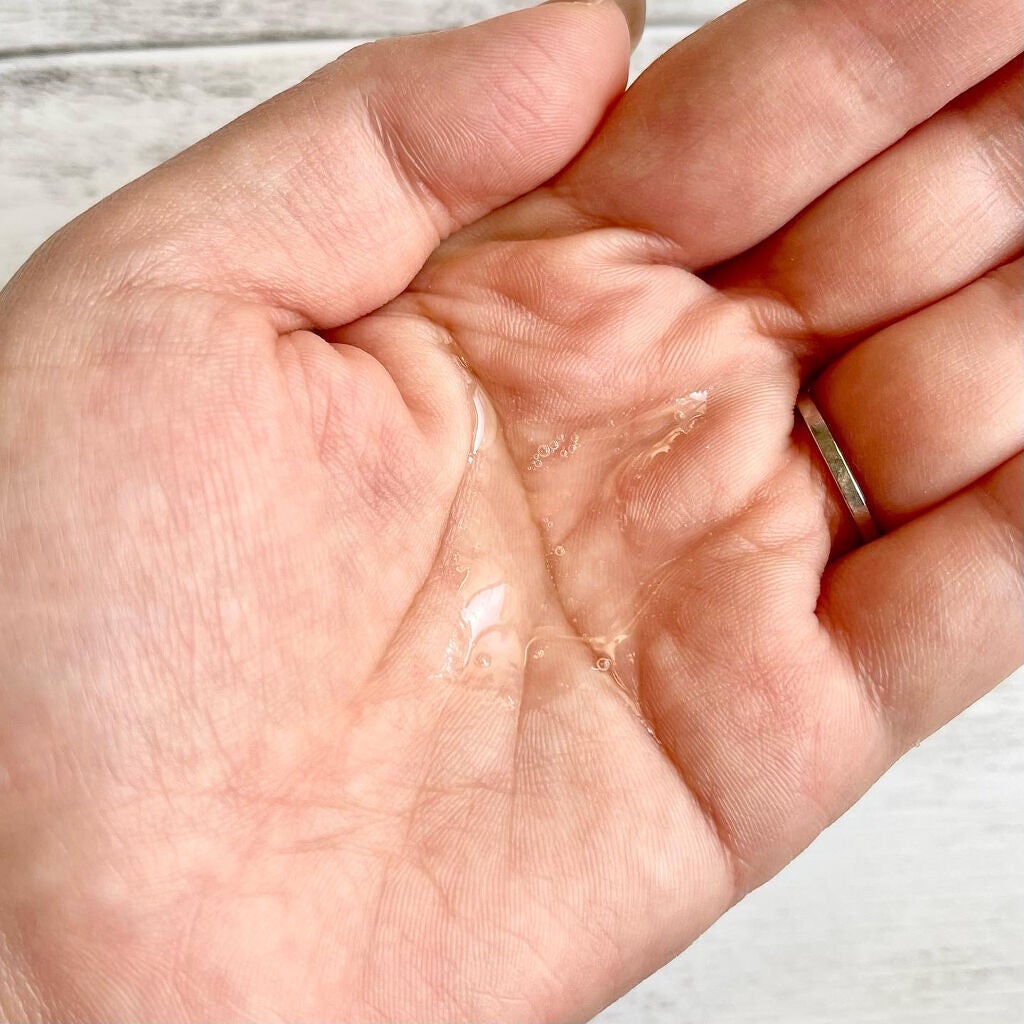 スタイリングオイル<タイト&ウェット>/COHARU/ヘアオイルを使ったクチコミ(4枚目)