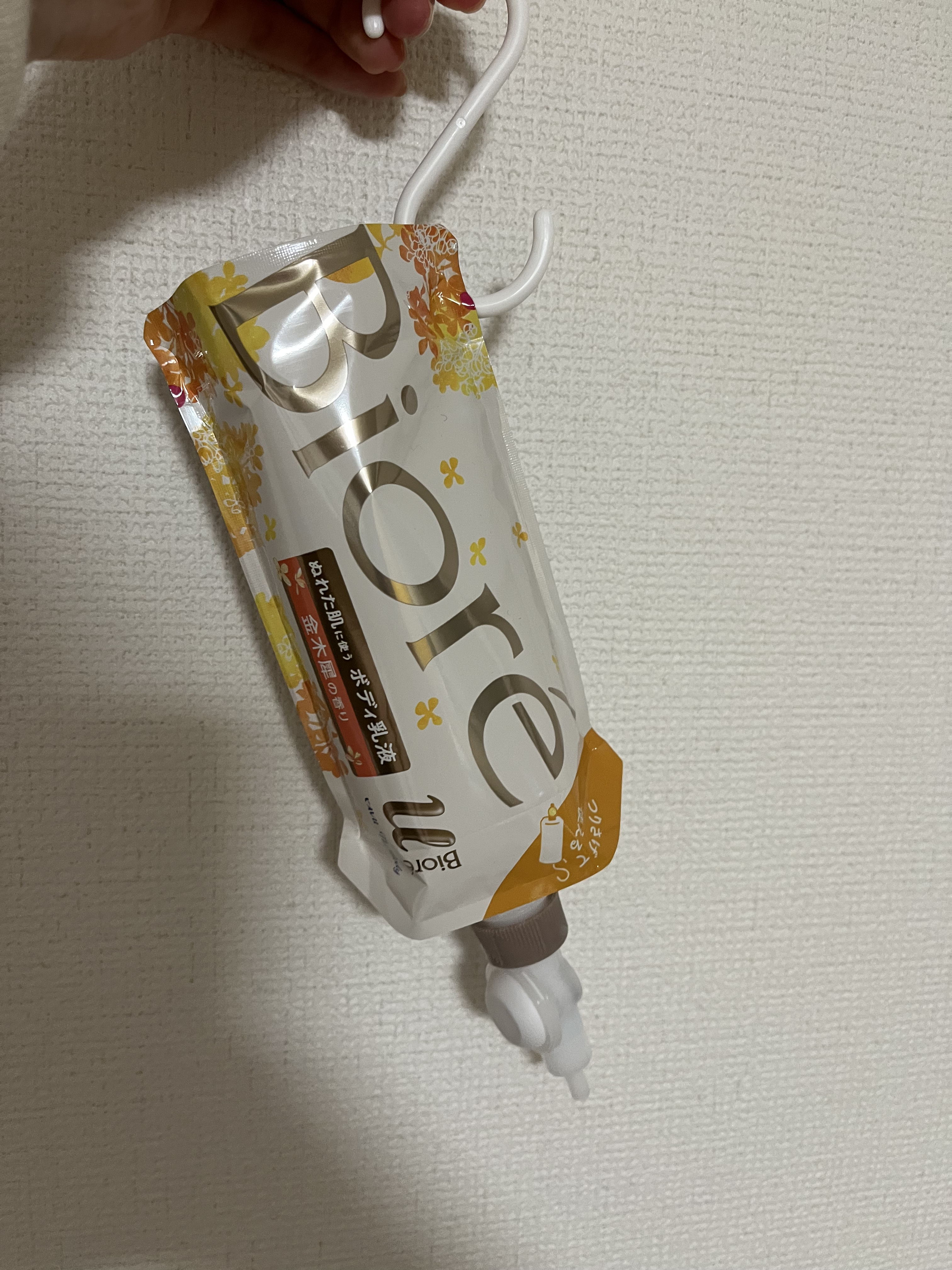 ザ ボディ ぬれた肌に使うボディ乳液 金木犀の香り/ビオレu/ボディミルクを使ったクチコミ（1枚目）