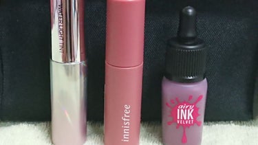 自分用メモ
先週と今週と来週のリップリップ


 a'pieu(先週)
water light tint cr04
折角ティントに再チャレンジしようと思ったんだから使ってみないと…！
…と思ってたのに使