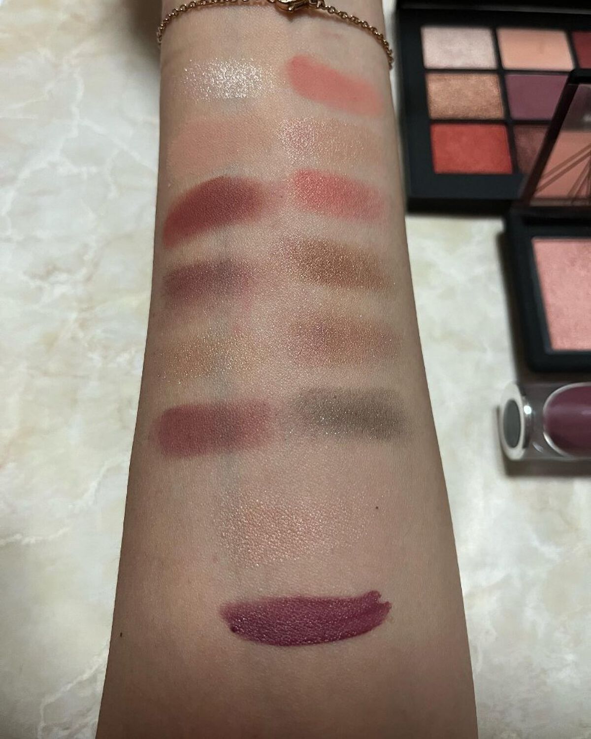 M·A·C ロックド キス インク リップカラー オピュランス（モーヴ ヌード）/M・A・C/口紅を使ったクチコミ（2枚目）