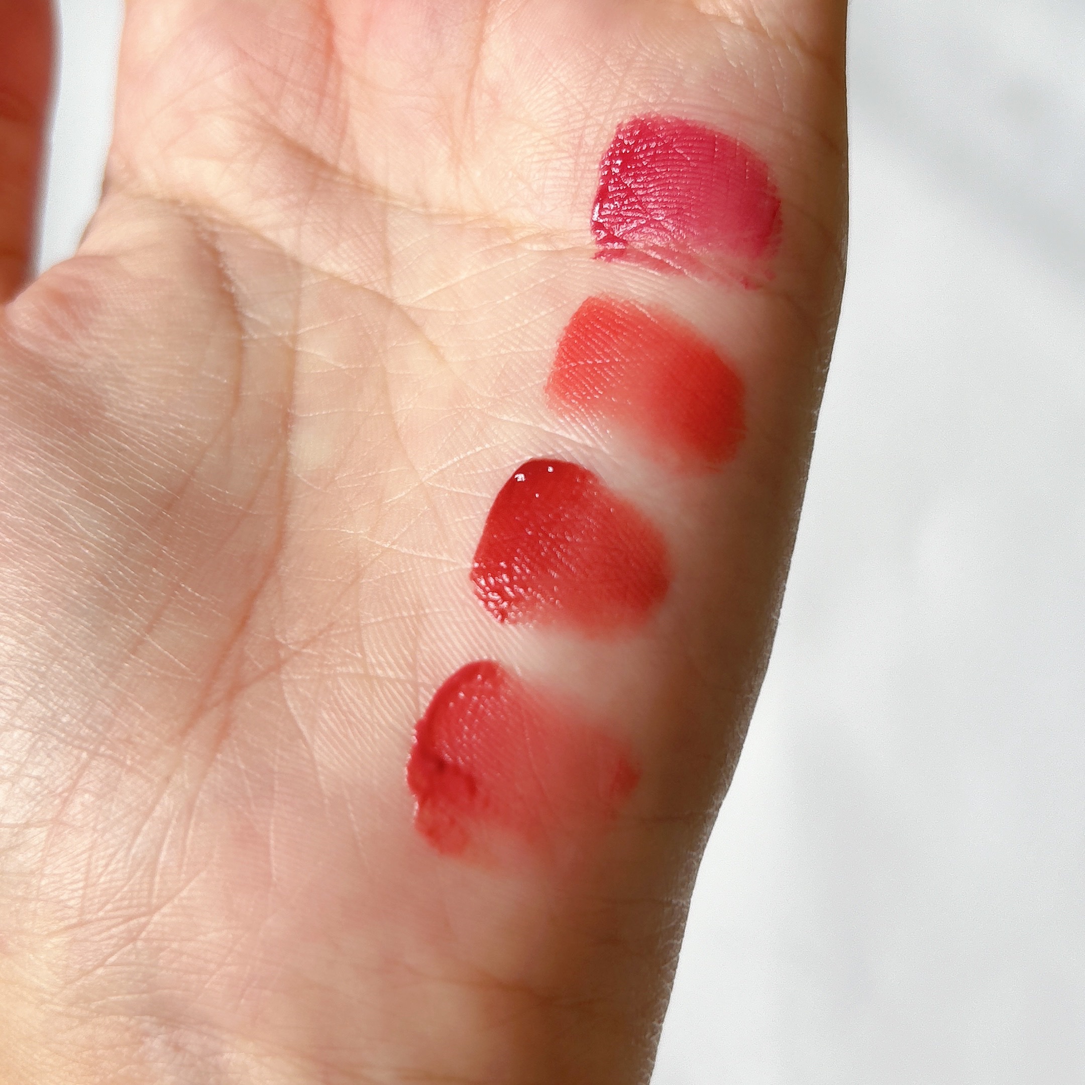 ハイパーフィットカラーウェア　ビーガンベルベットティント/FEEV/リップティントを使ったクチコミ（3枚目）