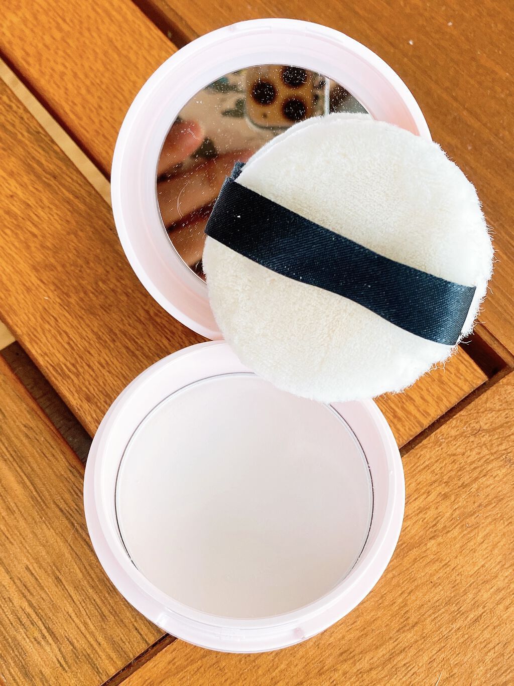 スキンケアパウダー ピンクブーケの香り/ハダリラ/ルースパウダーを使ったクチコミ（2枚目）