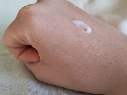 メディケイティッド センシティブケア ボディローション 美肌ケア【医薬部外品】/ヴァセリン/ボディローションを使ったクチコミ(3枚目)