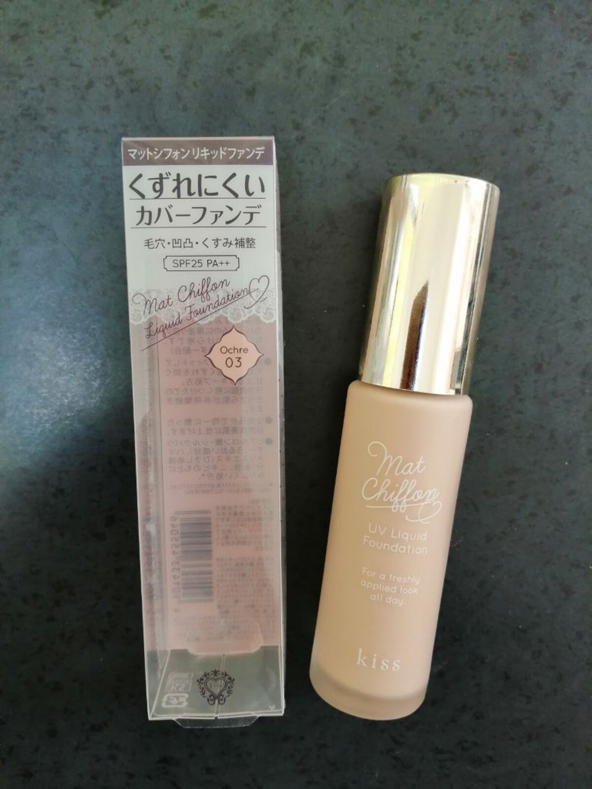 マットシフォン UVリキッドファンデ 03 オークル(Ochre)/KiSS/リキッドファンデーションを使ったクチコミ（1枚目）