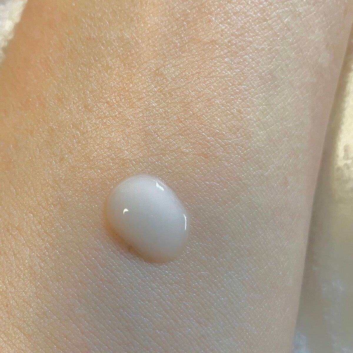 デオドラントボディミルク フローラルブーケ/エージーデオ24/ボディミルクを使ったクチコミ（2枚目）