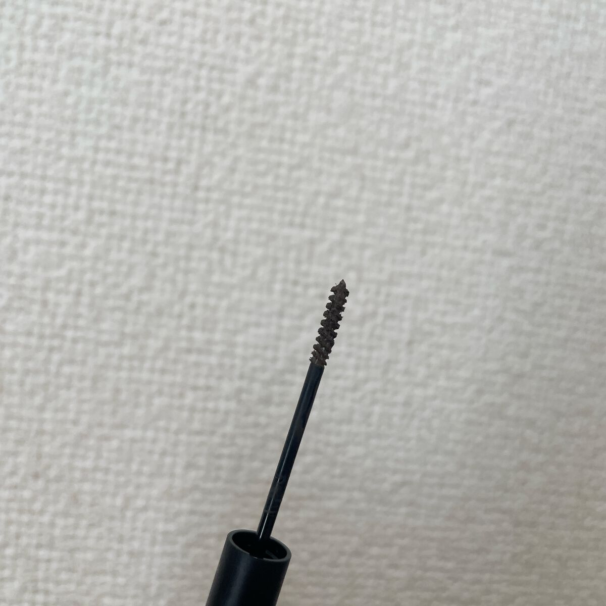 ブロウインク カラーティントデュオ 04 ダークブラウン/MAYBELLINE NEW YORK/眉ティントを使ったクチコミ（2枚目）