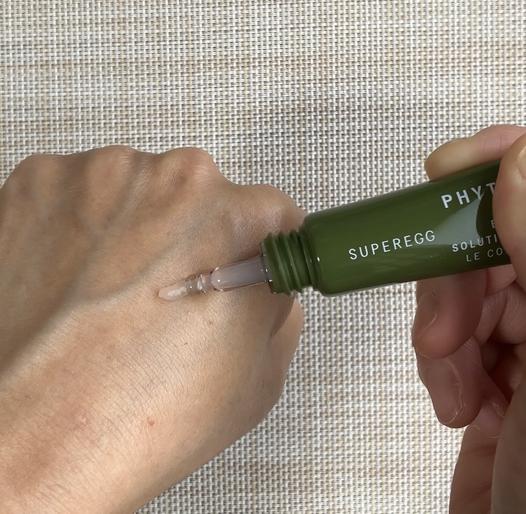 フィト バウンス アイ コントアー ソリューション/SUPEREGG /アイケア・アイクリームを使ったクチコミ（2枚目）