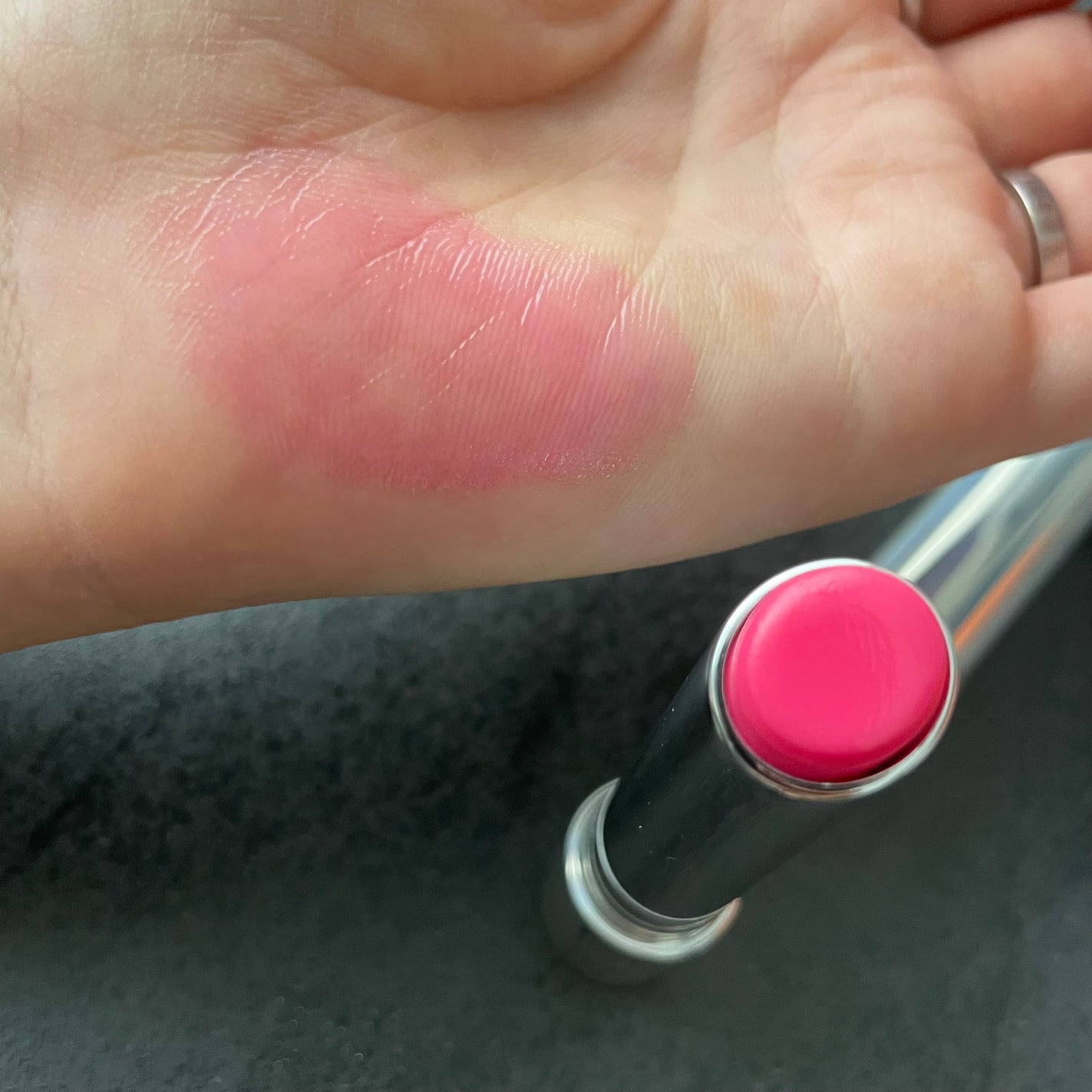 グロー プレイ テンダートーク リップ バーム/M・A・C/リップバームを使ったクチコミ(2枚目)