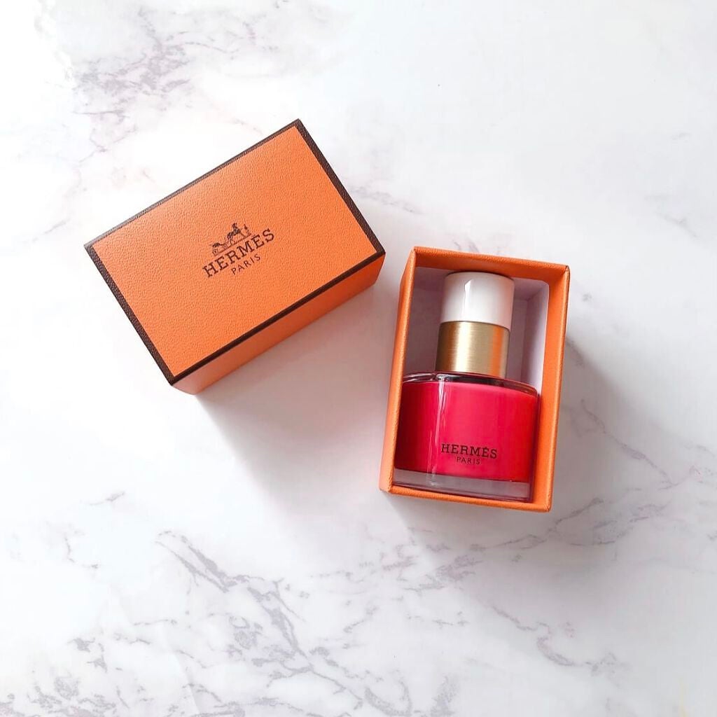 ねこ on LIPS 「Hermèsのコスメはパッケージだけでなぜこんなにテンションが..」(1枚目)