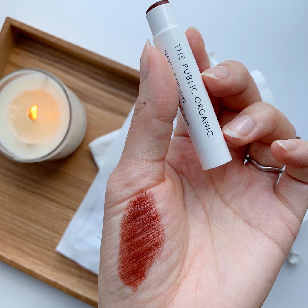 オーガニック認証 精油カラーリップスティック/THE PUBLIC ORGANIC/口紅を使ったクチコミ（2枚目）