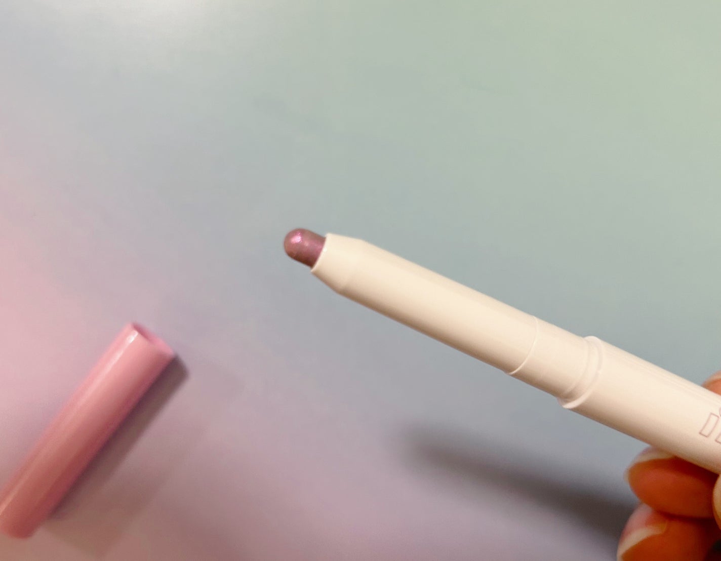 i'm Stick Shadow Glitterr/i’m meme/スティックアイシャドウを使ったクチコミ(2枚目)