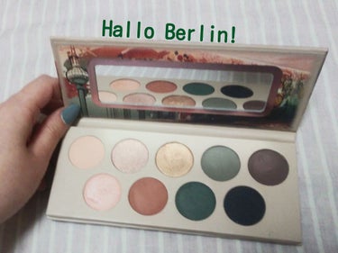 Hallo Berlin eyeshadow palette 10/essence/アイシャドウパレットを使ったクチコミ（1枚目）