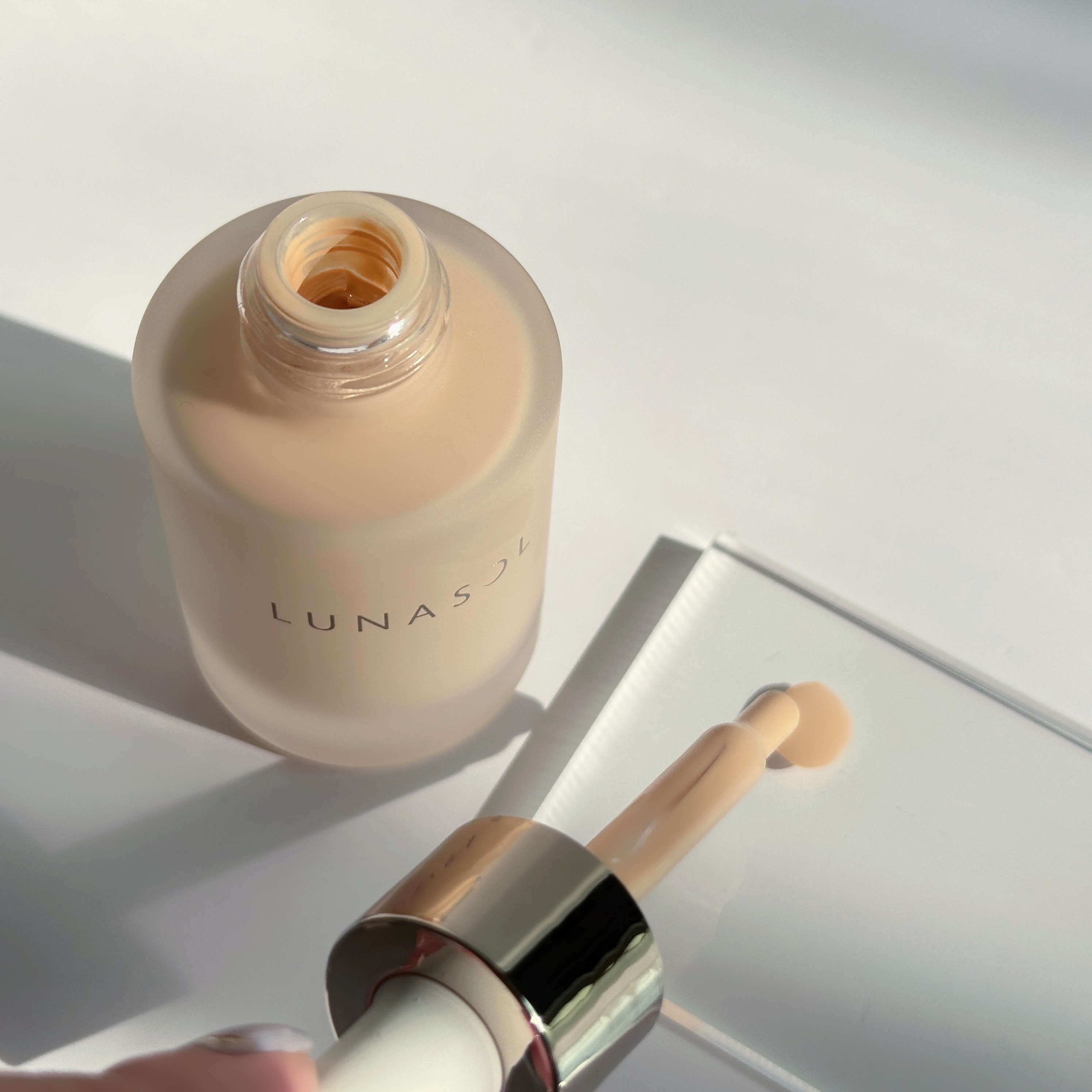 ルナソル カラーオイル セラム/LUNASOL/リキッドファンデーションを使ったクチコミ（3枚目）