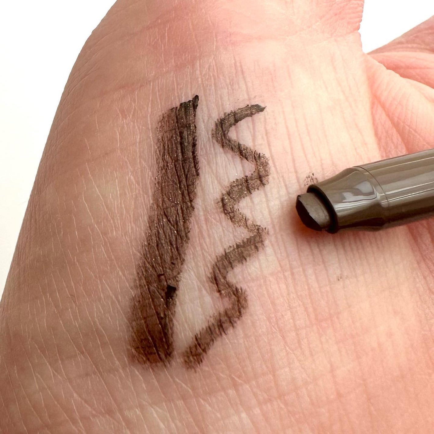 クリームフィットペンシル<アイライナー>/ラブ・ライナー/ペンシルアイライナーを使ったクチコミ(4枚目)