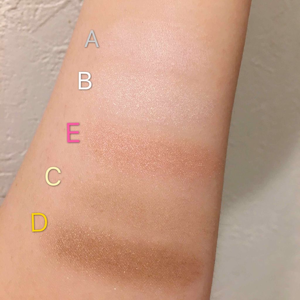 ホワイトシェイピングパレット/KATE/プレストパウダーを使ったクチコミ（2枚目）