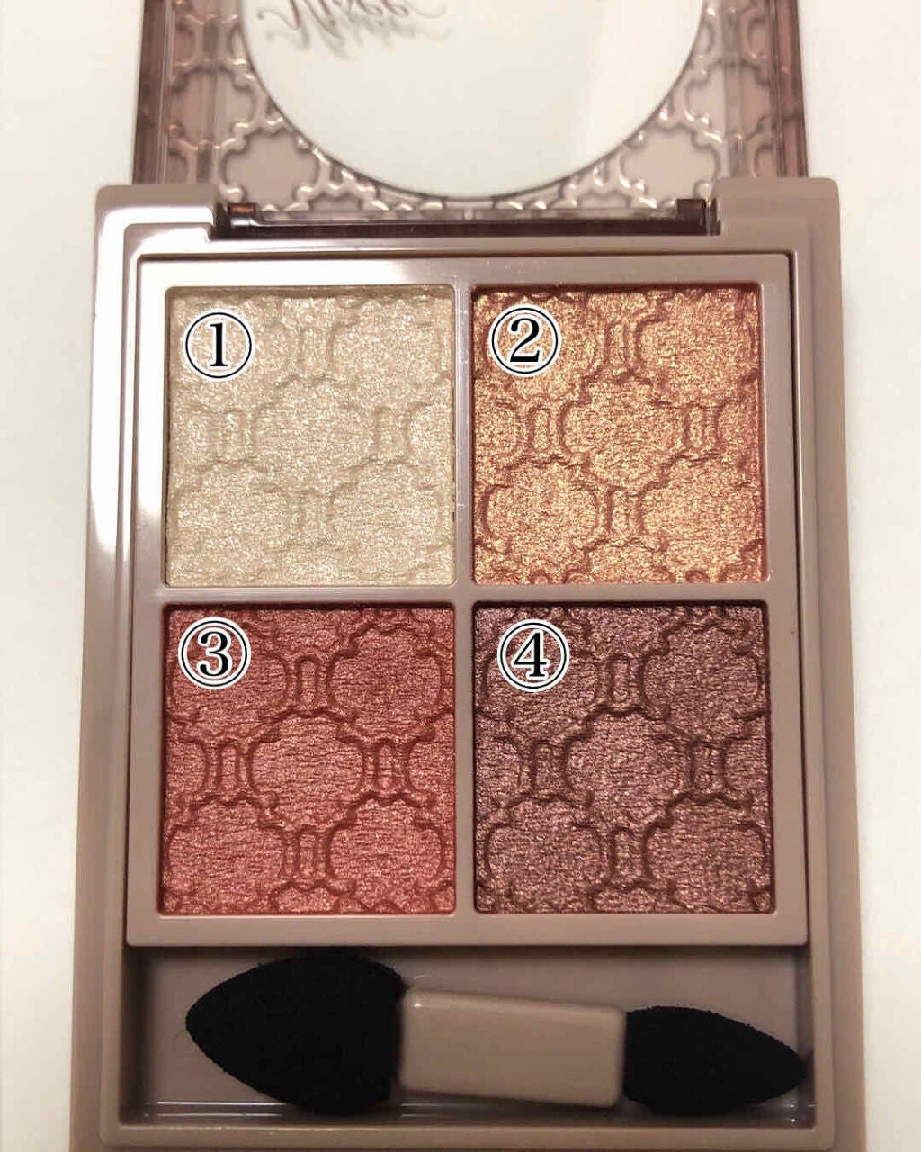 グロッシーリッチ アイズ N/Visée/アイシャドウパレットを使ったクチコミ(2枚目)