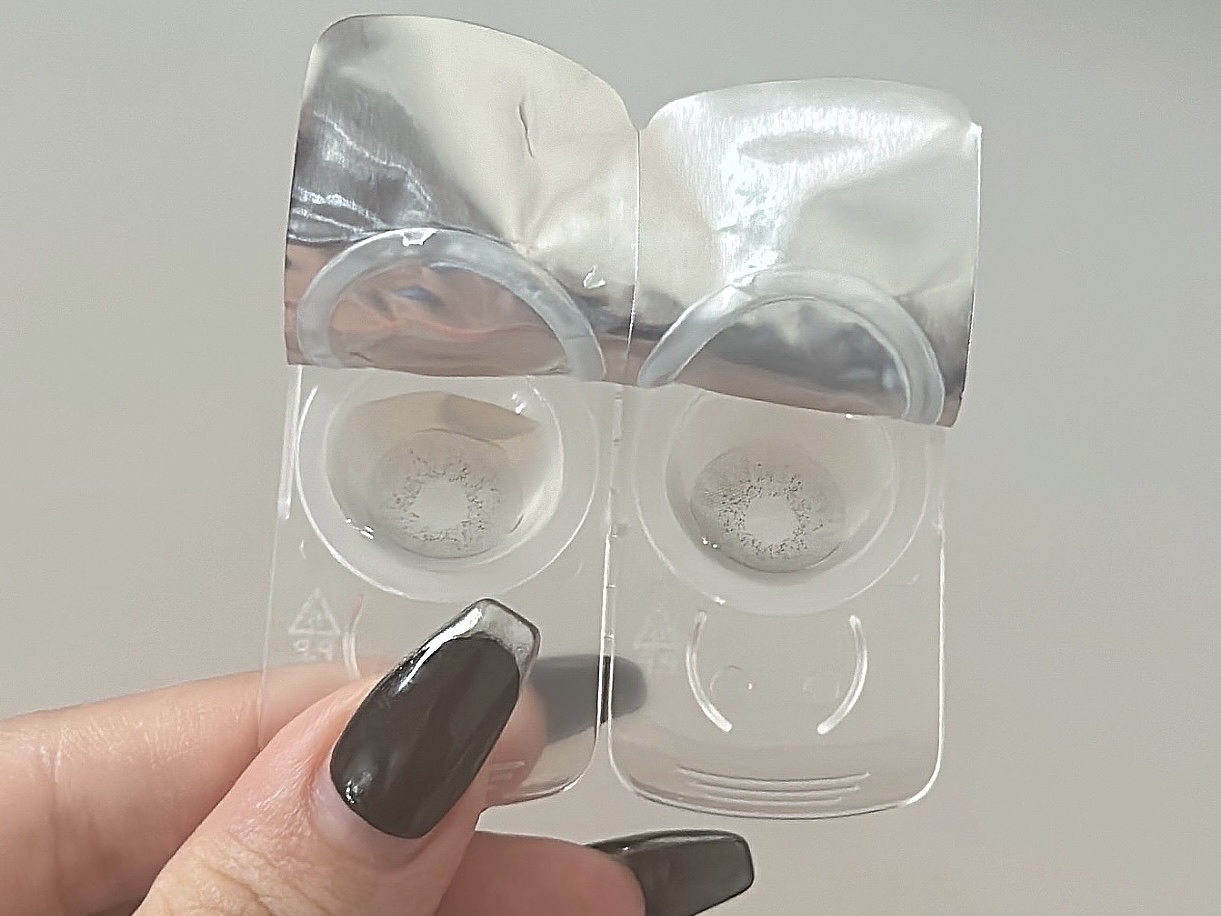 ルナーシリーズ ルナーグレー/LENSSIS/カラーコンタクトレンズを使ったクチコミ（2枚目）