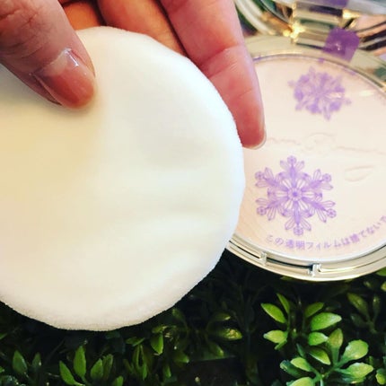 えり on LIPS 「スノービューティー ブライトニング スキンケアパウダーB(医薬..」(5枚目)