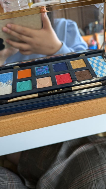 アリスドリームランドシリーズ 12色アイシャドウパレット(ZEESEA×大英博物館)/ZEESEA/アイシャドウパレットを使ったクチコミ(2枚目)