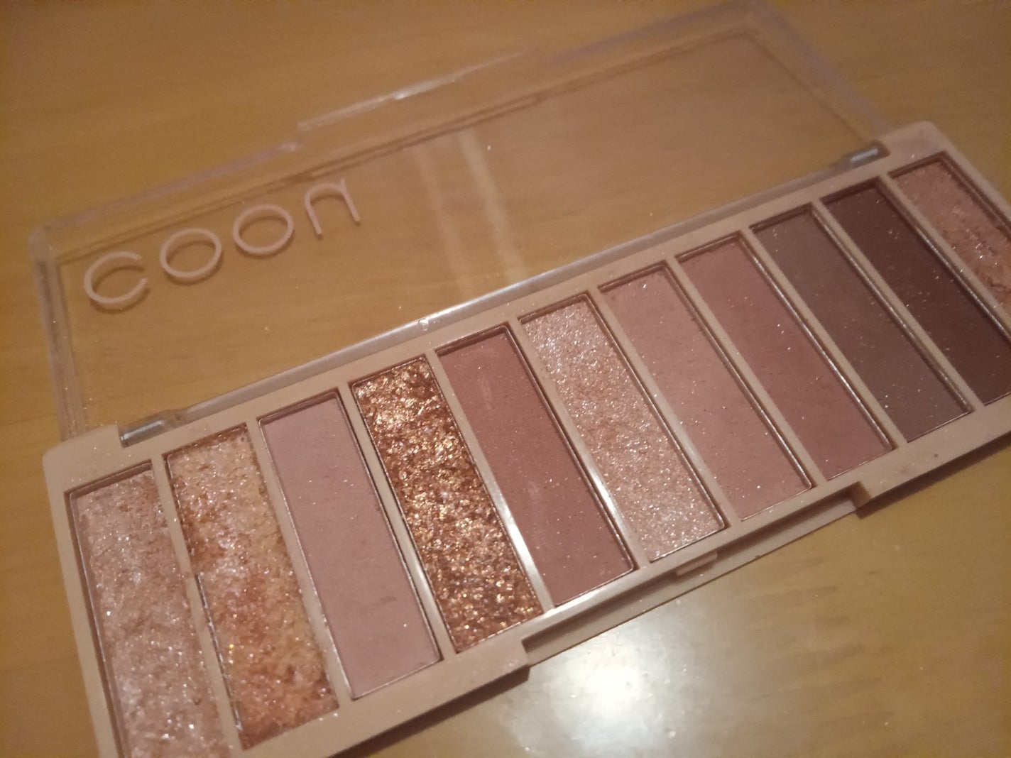 pink_sounds_523y on LIPS 「実際COOUのアイシャドウ」ってどうなの?【使った商品】COO..」(1枚目)