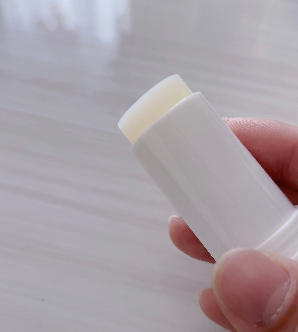 アトカミング保湿スティックバーム/VELY VELY/フェイスバームを使ったクチコミ(3枚目)