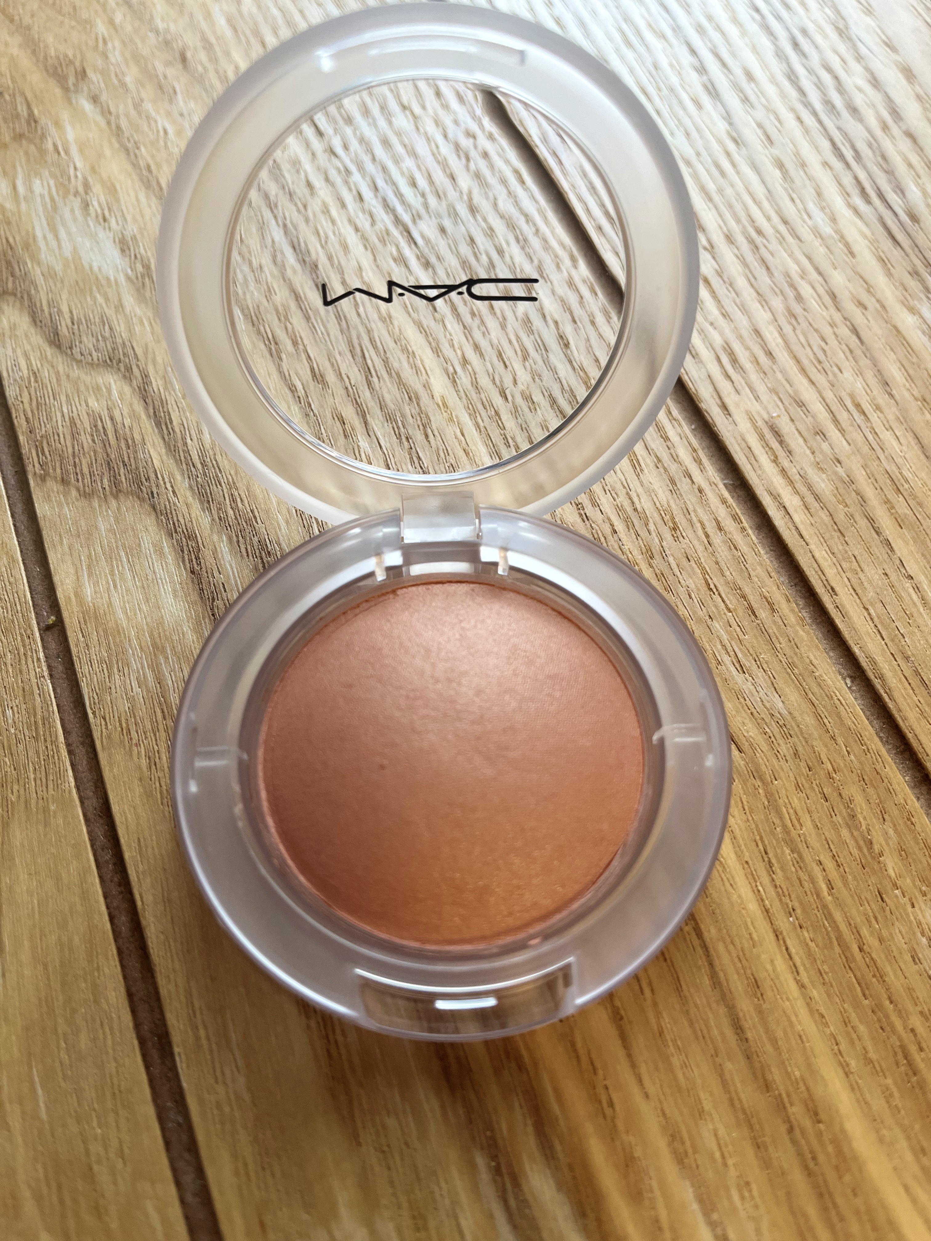 グロー プレイ ブラッシュ ソー ナチュラル/M・A・C/ジェル・クリームチークを使ったクチコミ（2枚目）