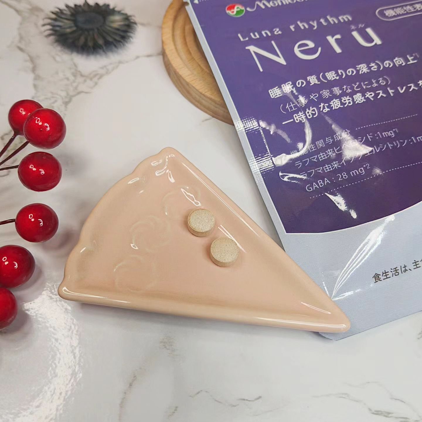 ルナリズム Neru/メニコン/健康サプリメントを使ったクチコミ（2枚目）