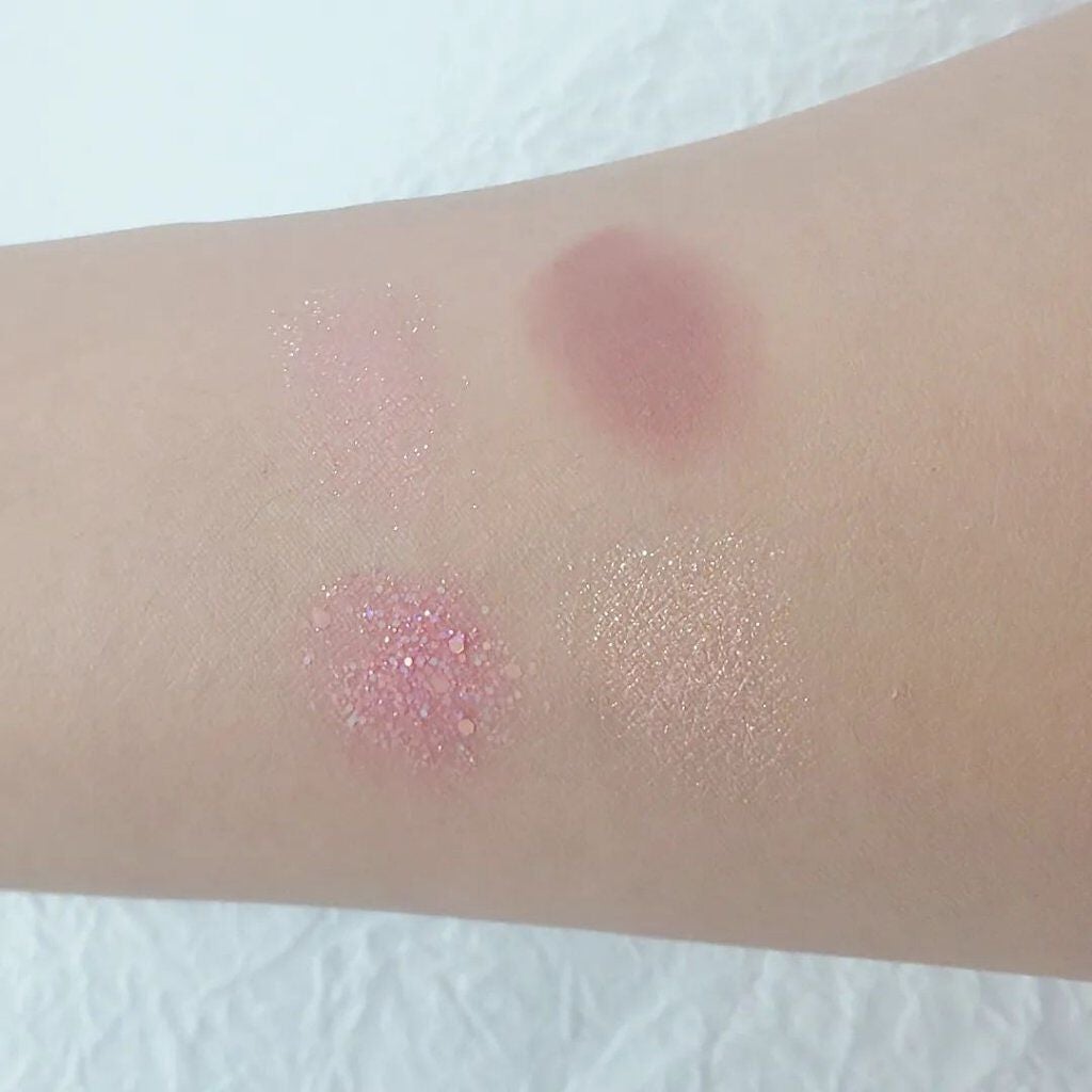 TWINKLE POP Pearl Flex Glitter Eye Palette/CLIO/アイシャドウパレットを使ったクチコミ(3枚目)